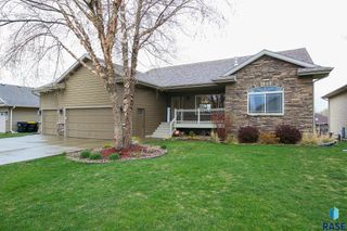 7304 W Lobelia St, Sioux Falls, SD 57106