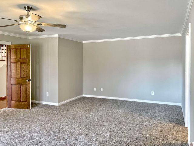 2025 E Lov Flo Sta Rd, Boaz, KY 42027