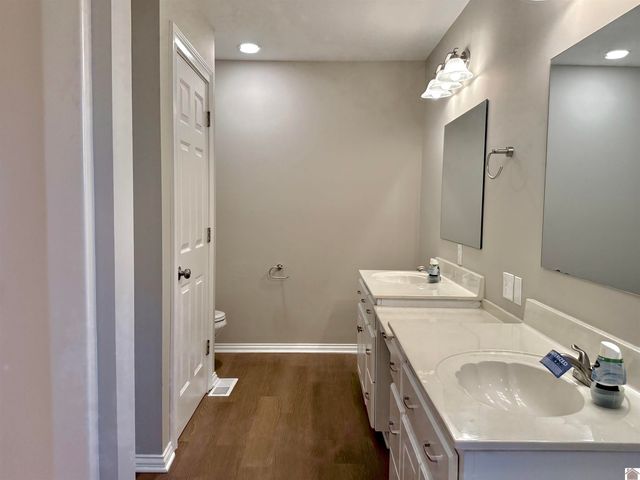 2025 E Lov Flo Sta Rd, Boaz, KY 42027