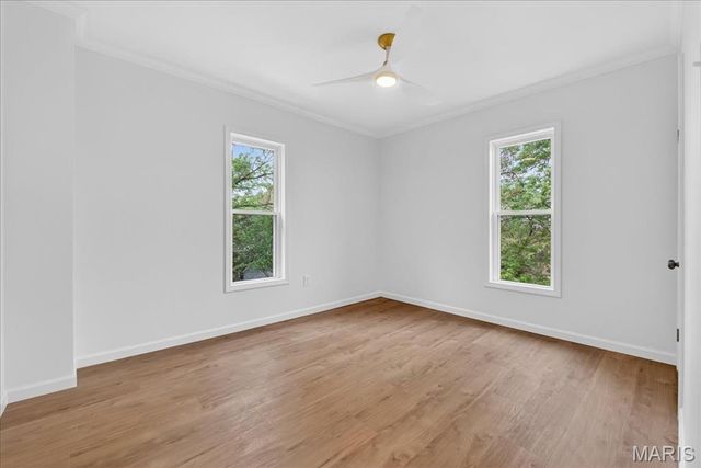 2339 Sulphur Avenue, St Louis, MO 63139
