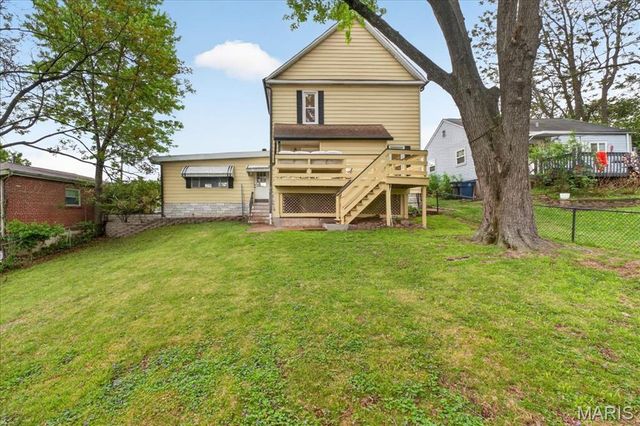 2339 Sulphur Avenue, St Louis, MO 63139