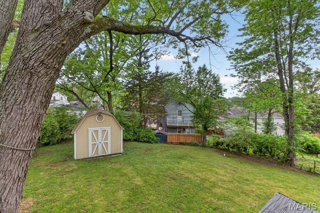 2339 Sulphur Avenue, St Louis, MO 63139