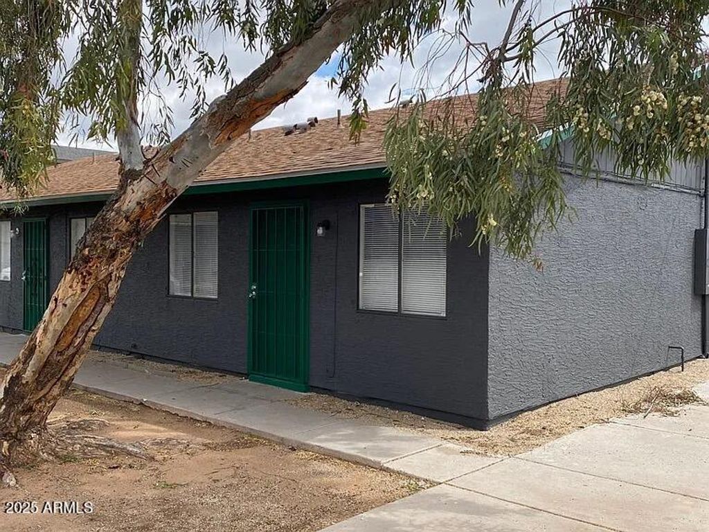 2903 E WIER Avenue, Phoenix, AZ 85040