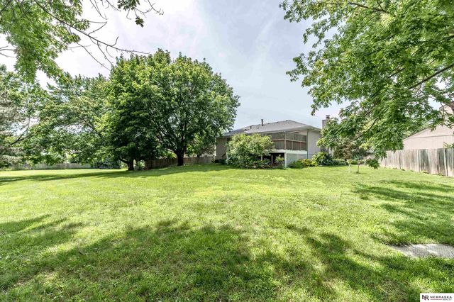 12957 Miami Circle, Omaha, NE 68164