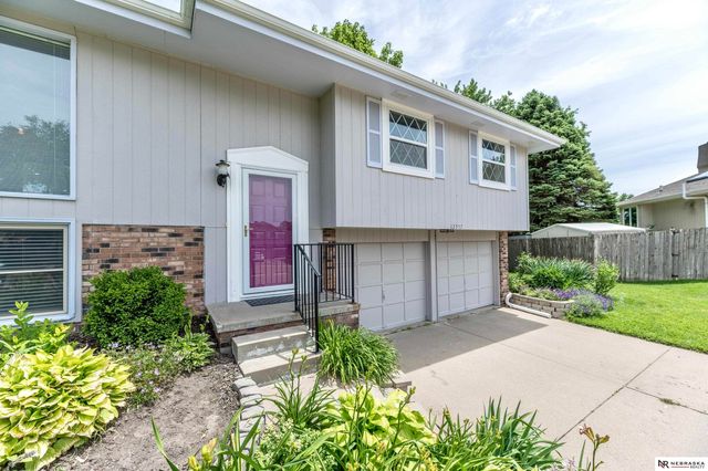 12957 Miami Circle, Omaha, NE 68164