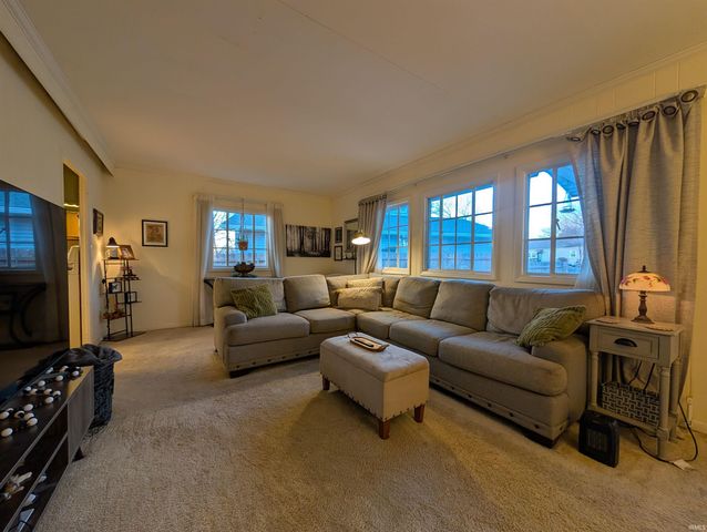 1611 Burnett Lane, Vincennes, IN 47591