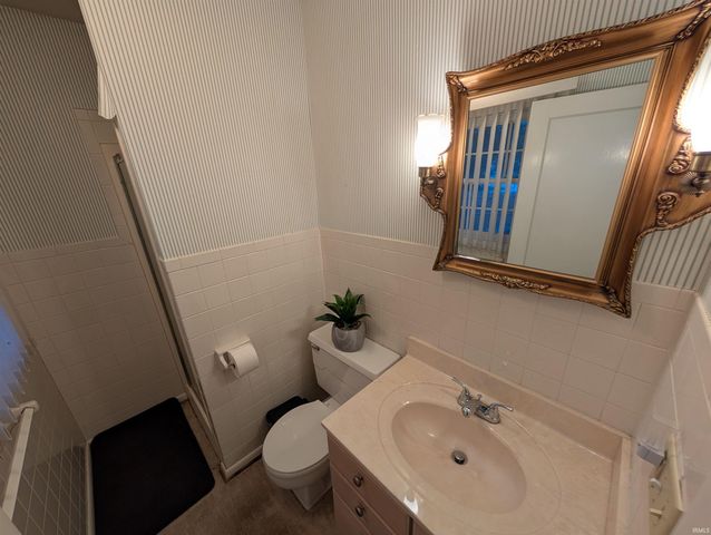 1611 Burnett Lane, Vincennes, IN 47591