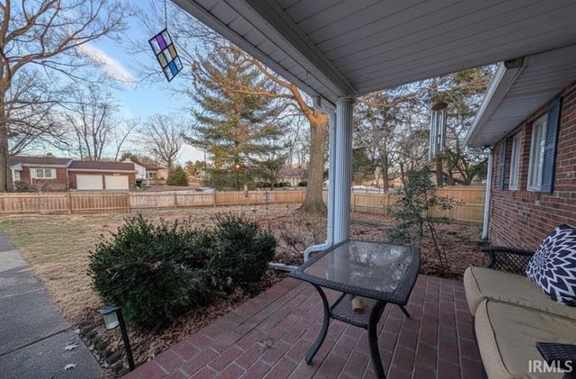 1611 Burnett Lane, Vincennes, IN 47591