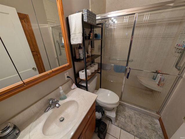 1611 Burnett Lane, Vincennes, IN 47591