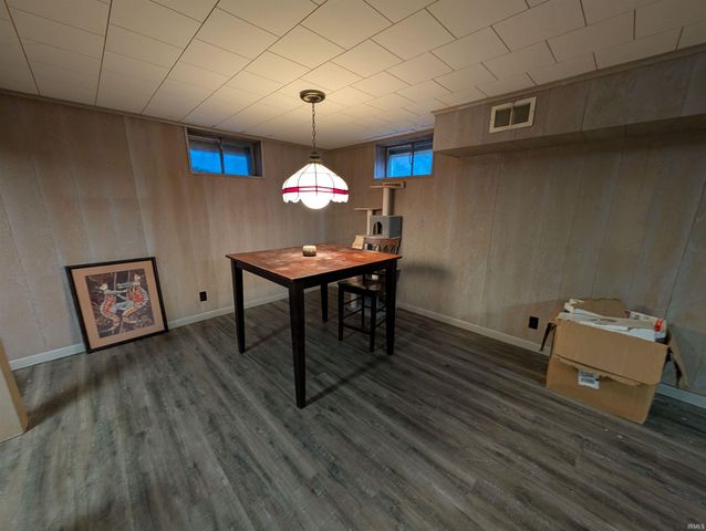 1611 Burnett Lane, Vincennes, IN 47591