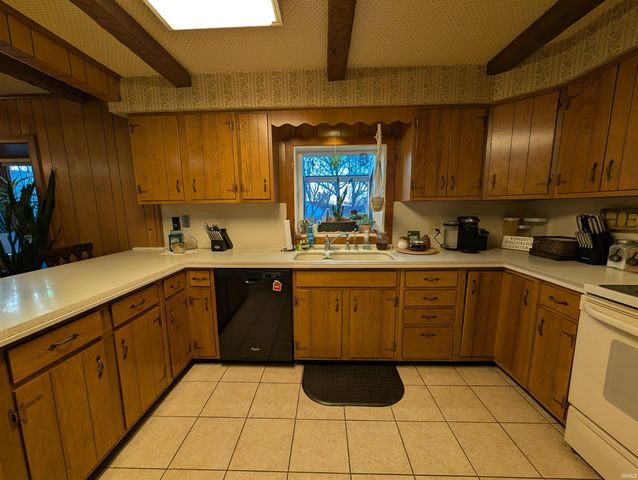 1611 Burnett Lane, Vincennes, IN 47591