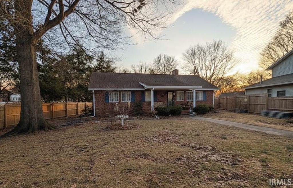 1611 Burnett Lane, Vincennes, IN 47591