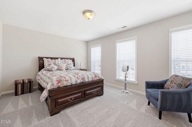 2104 Peakside Drive, Apex, NC 27523