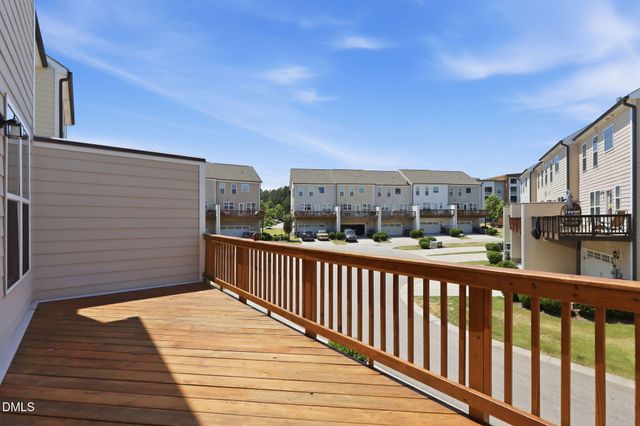 2104 Peakside Drive, Apex, NC 27523