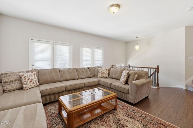 2104 Peakside Drive, Apex, NC 27523