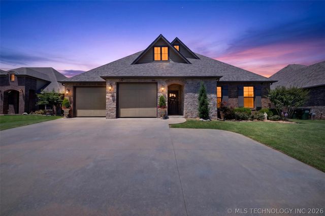 8108 N 77th Avenue, Owasso, OK 74055