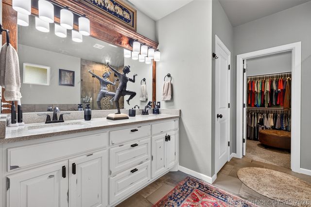 8108 N 77th Avenue, Owasso, OK 74055
