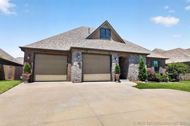 8108 N 77th Avenue, Owasso, OK 74055