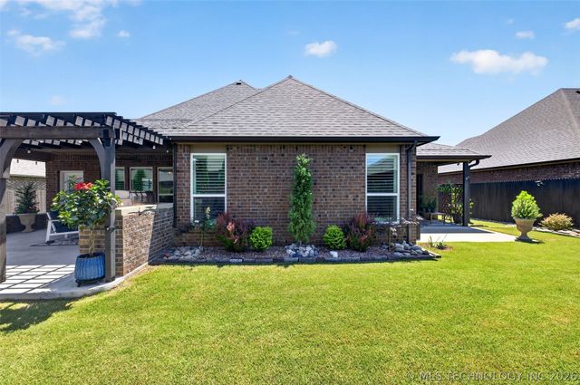 8108 N 77th Avenue, Owasso, OK 74055