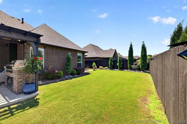 8108 N 77th Avenue, Owasso, OK 74055