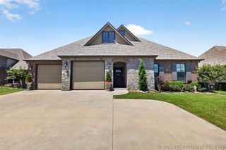 8108 N 77th Avenue, Owasso, OK 74055