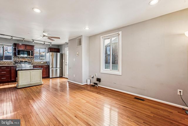 836 DIVISION AVE NE, Washington, DC 20019