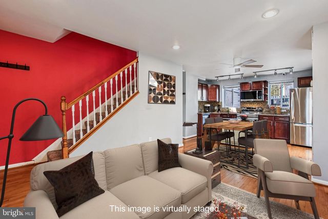 836 DIVISION AVE NE, Washington, DC 20019