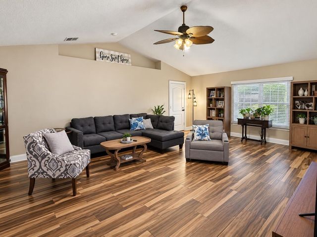 1631 CHARLEMAGNE COURT, Winter Garden, FL 34787