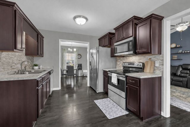 124 Bob White Trl, Oak Grove, KY 42262