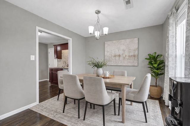 124 Bob White Trl, Oak Grove, KY 42262