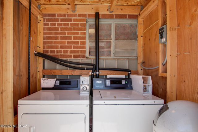 1330 E Broadway Boulevard, Tucson, AZ 85719