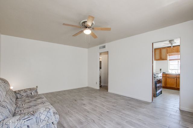 1330 E Broadway Boulevard, Tucson, AZ 85719