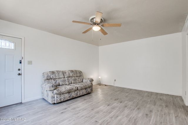 1330 E Broadway Boulevard, Tucson, AZ 85719