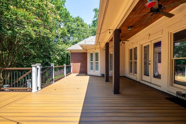 164 Glenwood Way, Smiths Station, AL 36877