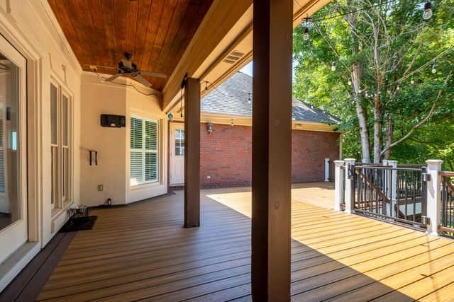 164 Glenwood Way, Smiths Station, AL 36877