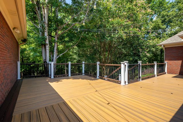 164 Glenwood Way, Smiths Station, AL 36877