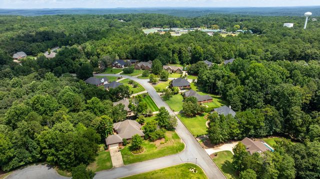 164 Glenwood Way, Smiths Station, AL 36877
