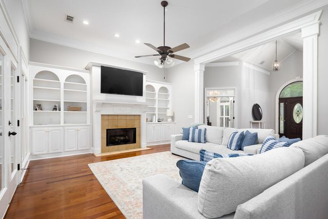 164 Glenwood Way, Smiths Station, AL 36877