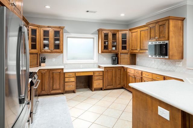 164 Glenwood Way, Smiths Station, AL 36877