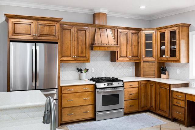 164 Glenwood Way, Smiths Station, AL 36877