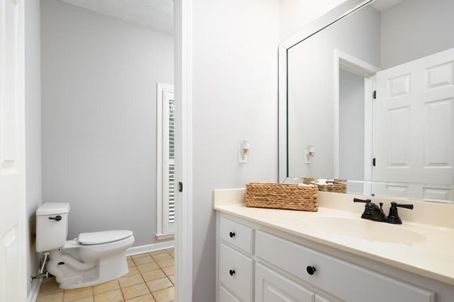 164 Glenwood Way, Smiths Station, AL 36877