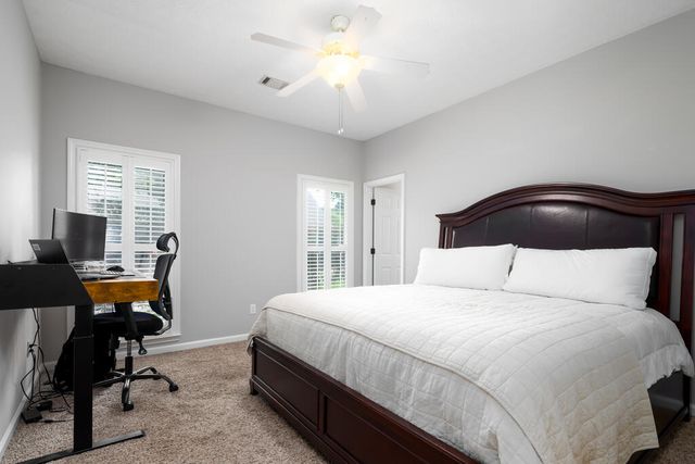 164 Glenwood Way, Smiths Station, AL 36877