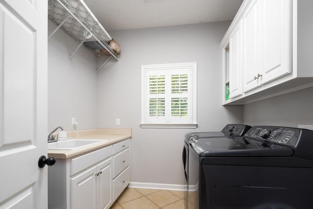 164 Glenwood Way, Smiths Station, AL 36877