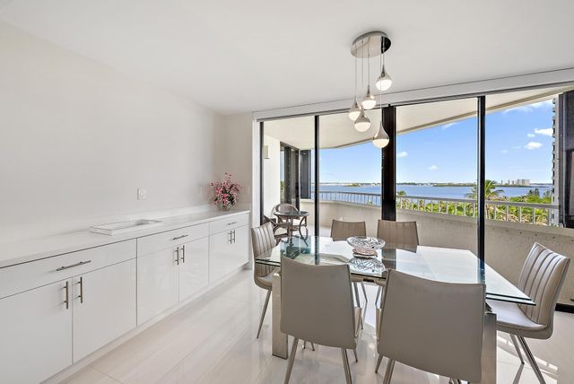 5070 N Ocean Dr 5b, Singer Island, FL 33404