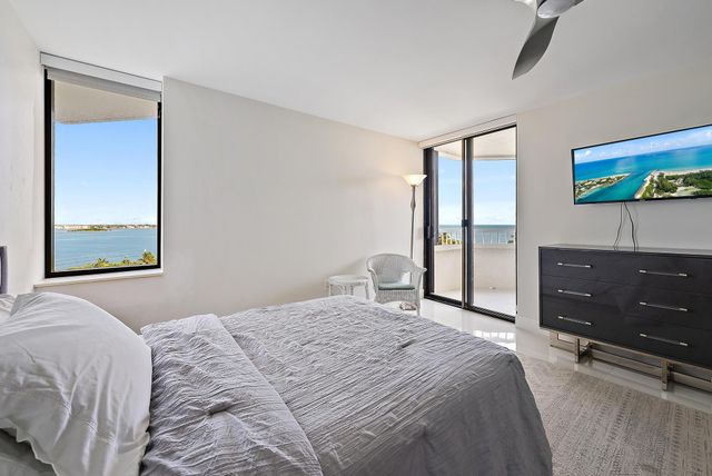 5070 N Ocean Dr 5b, Singer Island, FL 33404