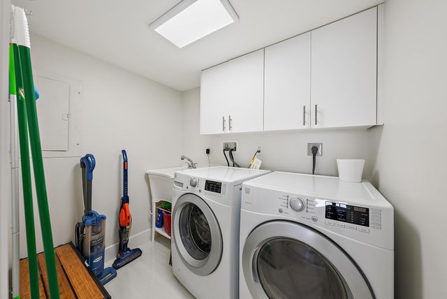 5070 N Ocean Dr 5b, Singer Island, FL 33404