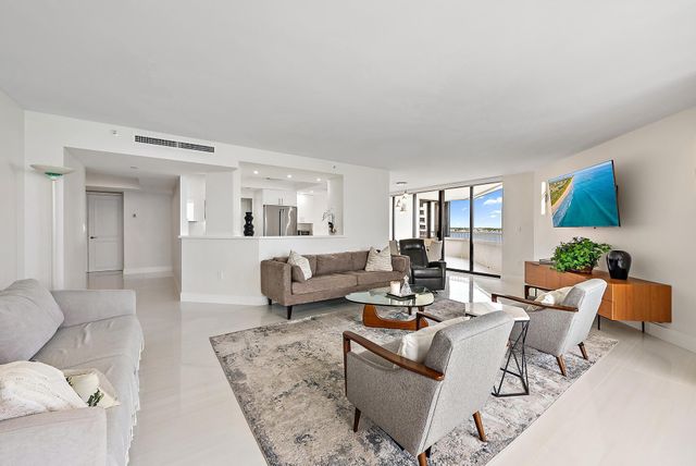 5070 N Ocean Dr 5b, Singer Island, FL 33404