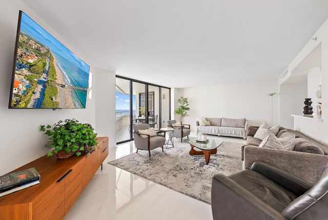 5070 N Ocean Dr 5b, Singer Island, FL 33404