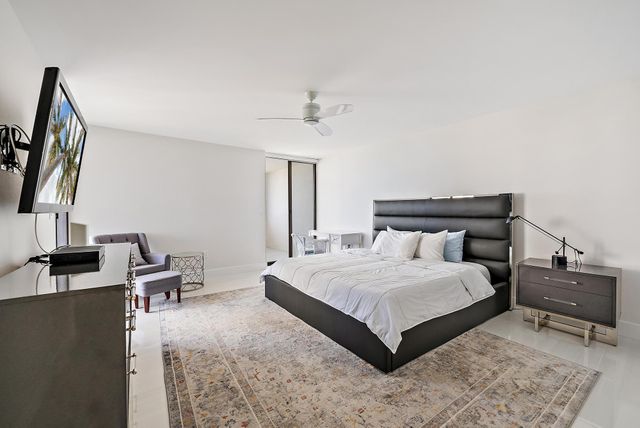 5070 N Ocean Dr 5b, Singer Island, FL 33404