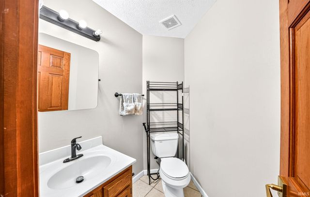 52103 Brendon Hills Drive, Granger, IN 46530